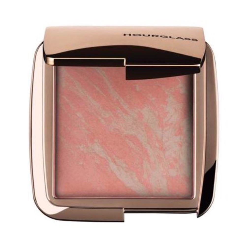 Hourglass Ambient Lighting Blush